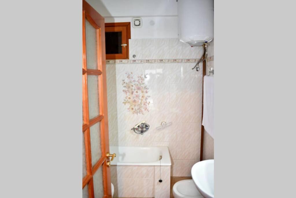 Eufrosini Guesthouse Мецово Екстериор снимка