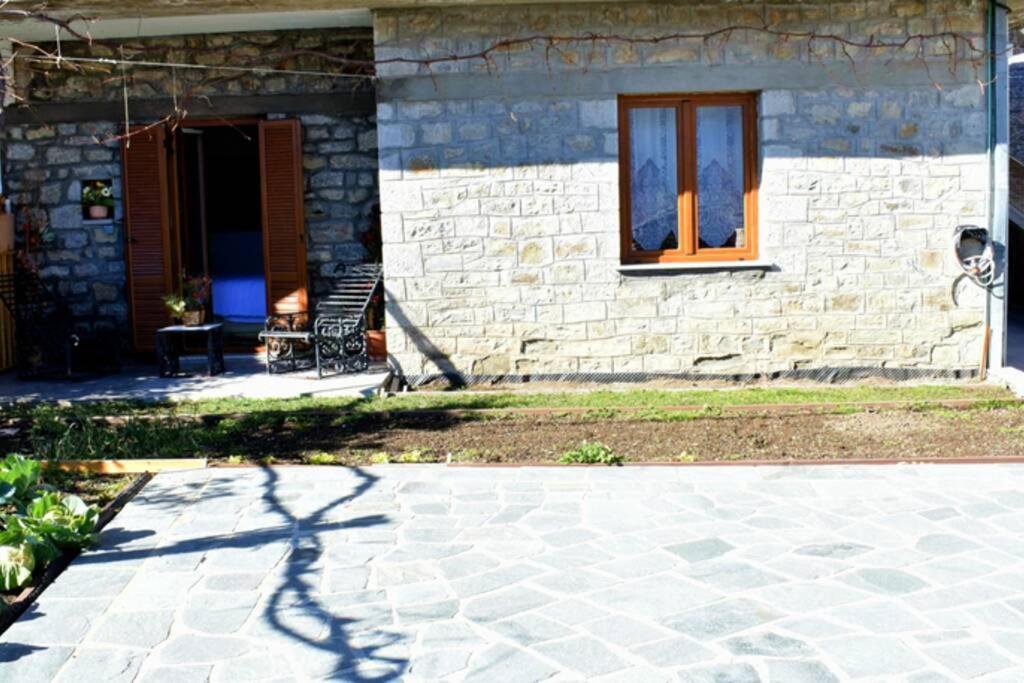 Eufrosini Guesthouse Мецово Екстериор снимка
